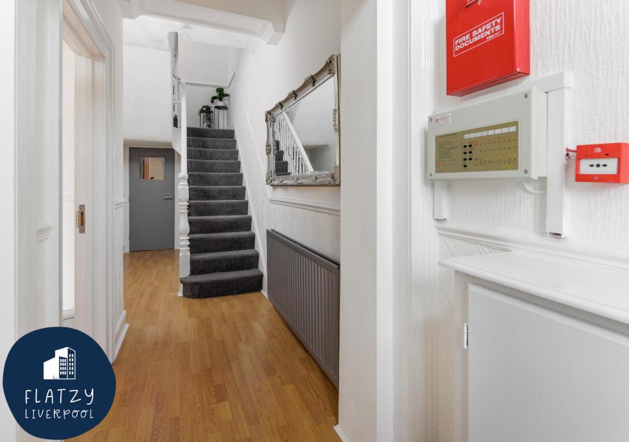 Flatzy - 6 Bed Oasis Close To Football Stadiums Liverpool Exterior foto