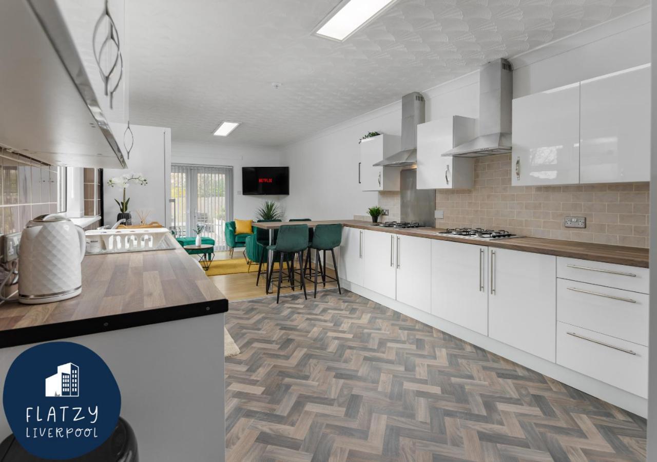 Flatzy - 6 Bed Oasis Close To Football Stadiums Liverpool Exterior foto