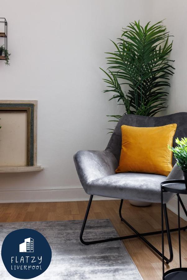 Flatzy - 6 Bed Oasis Close To Football Stadiums Liverpool Exterior foto