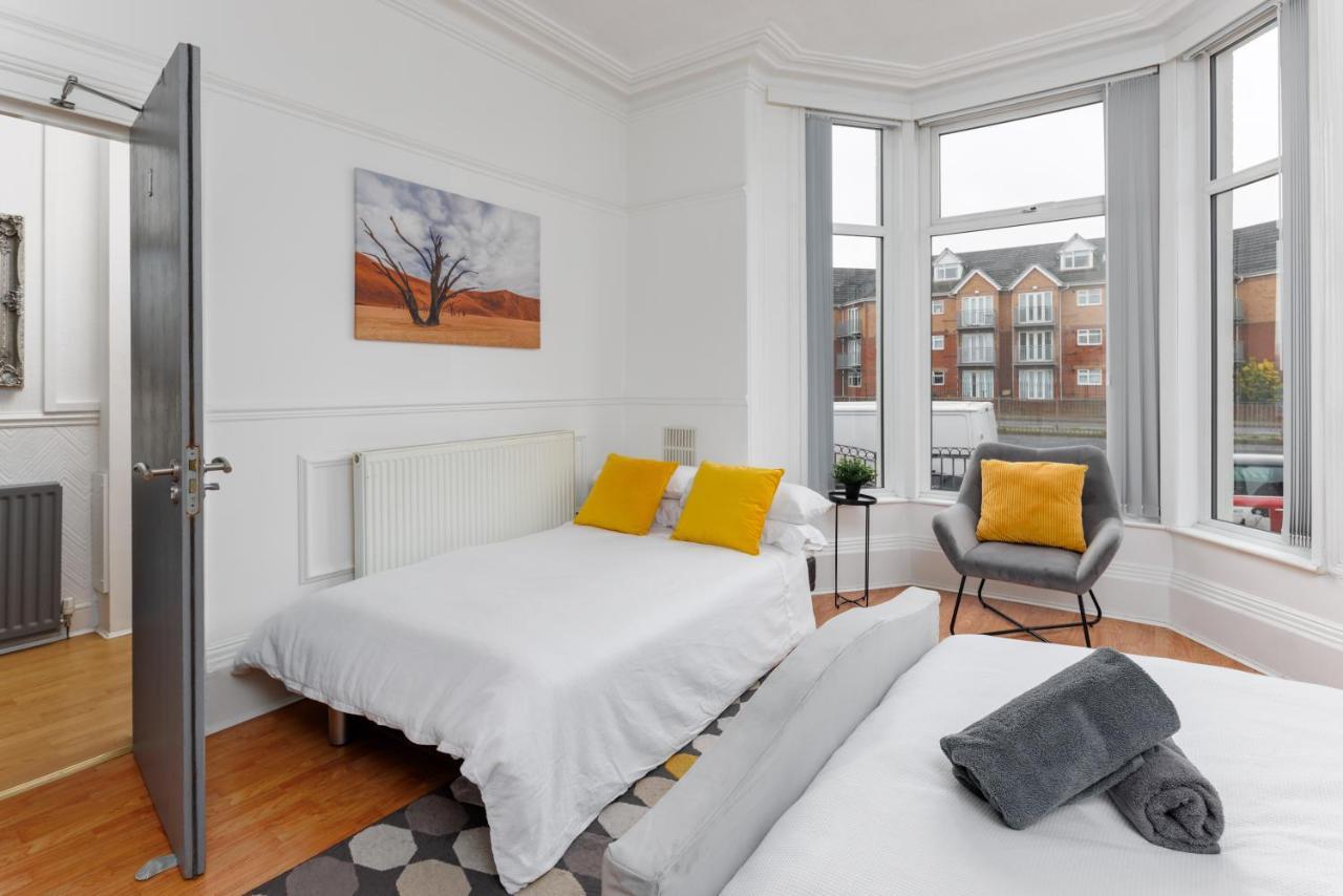 Flatzy - 6 Bed Oasis Close To Football Stadiums Liverpool Exterior foto